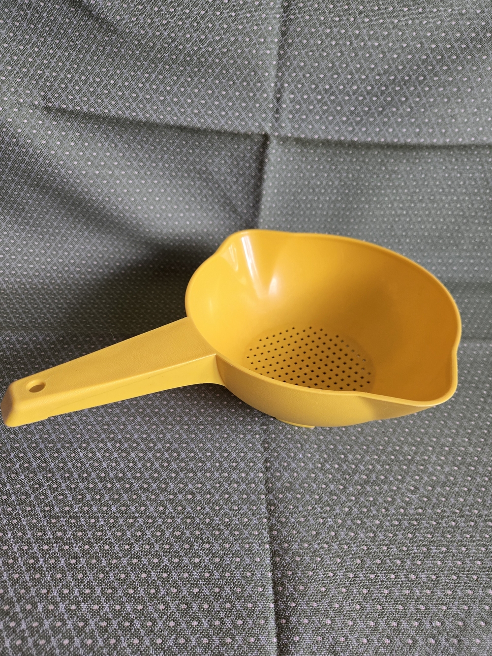 Tupperware Small Plastic Strainer Vintage